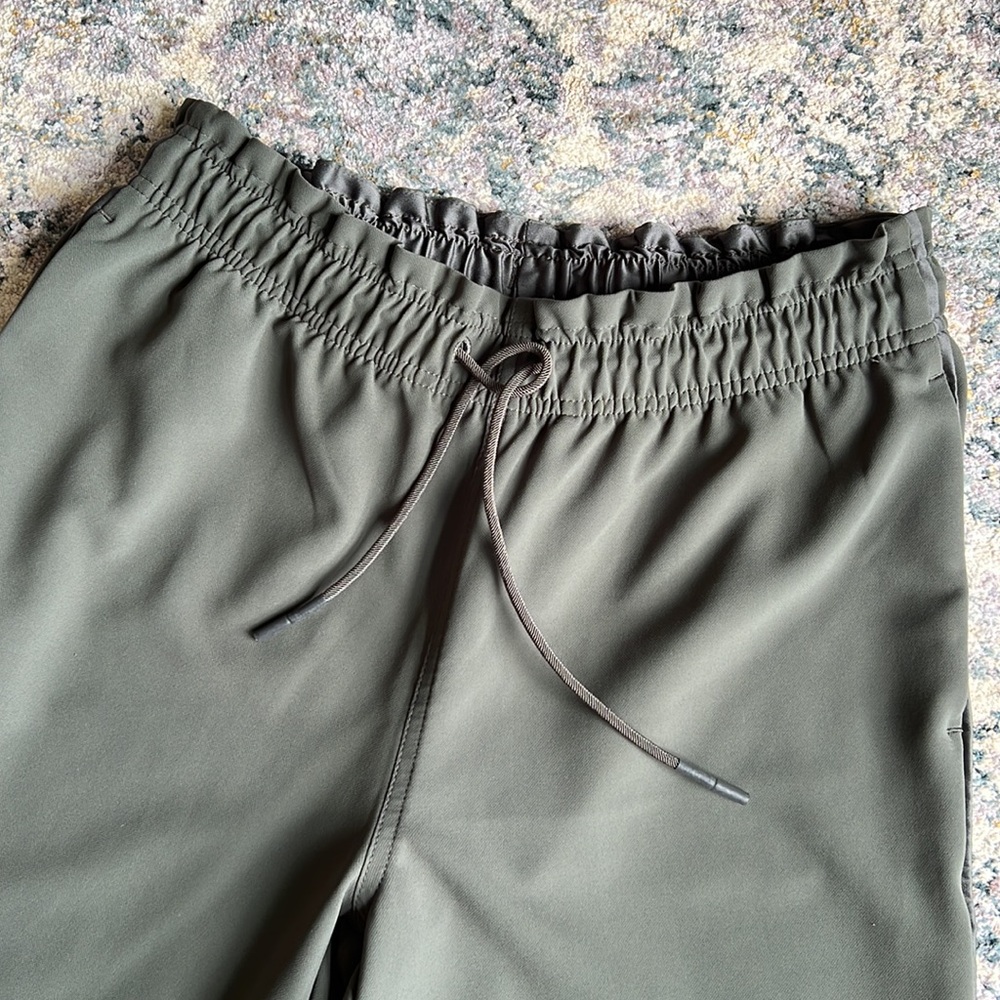 Athleta Metropolis Jogger, size 2 - Picture 2 of 8